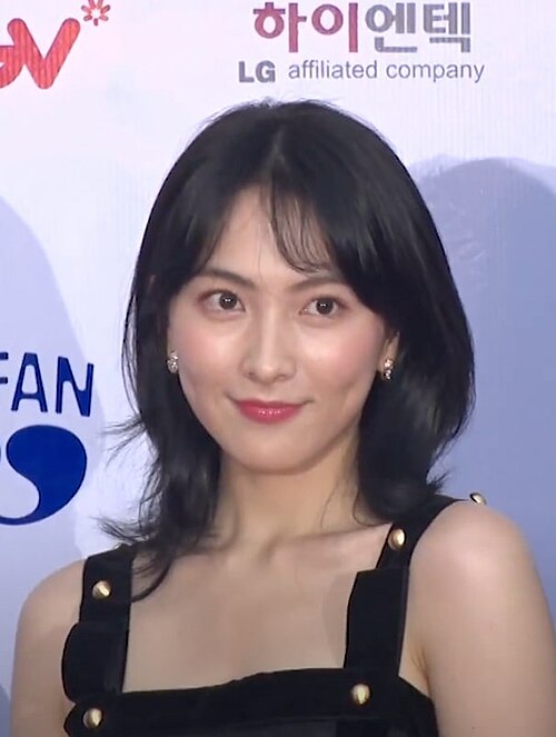 강지영 사주