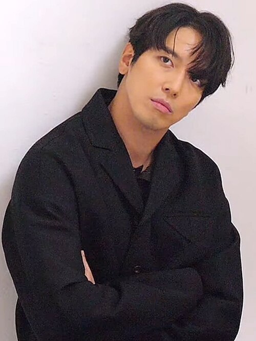 정용화 사주