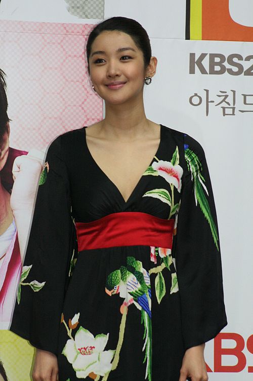김빈우 사주