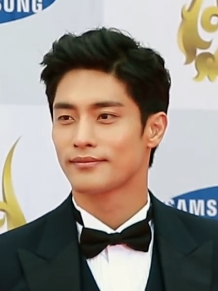 성훈 사주