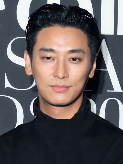 주지훈 사주