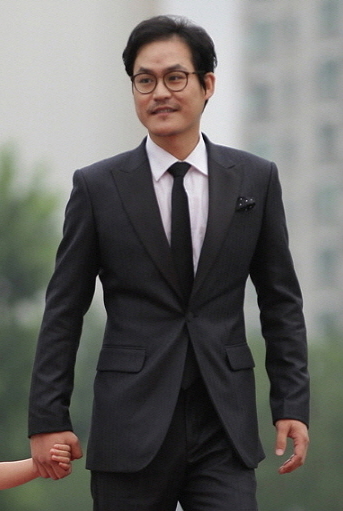 김성균 사주