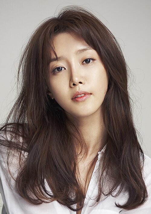 채정안 사주