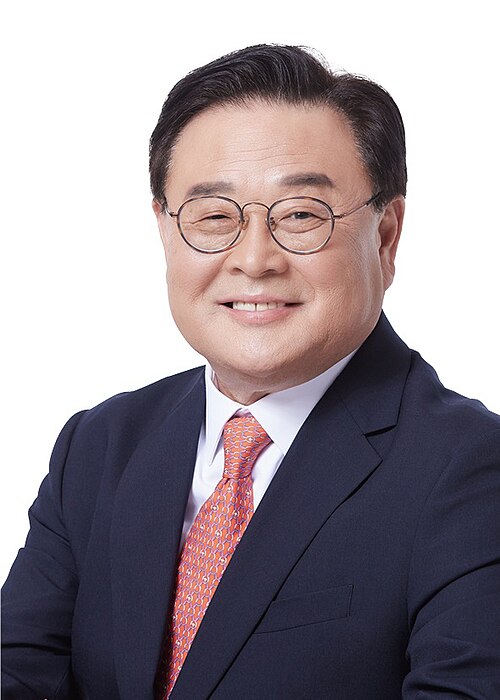 조전혁 사주