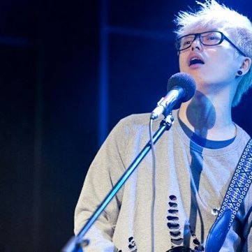 하현우 사주