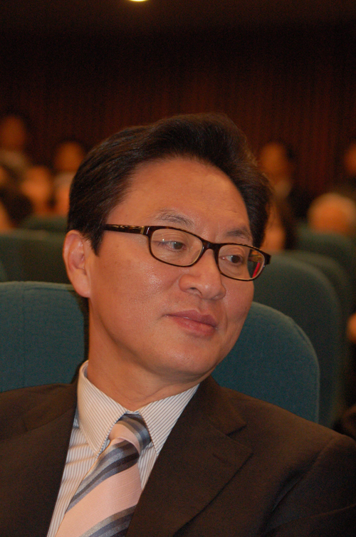 정두언 사주