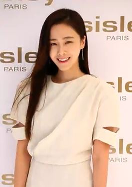 홍수현 사주